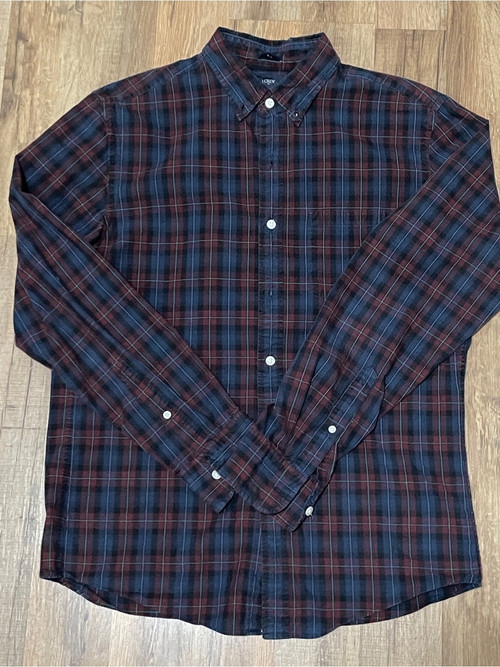 J.Crew Men’s Slim Fit Navy Burgundy Plaid Button Down Shirt, Size M